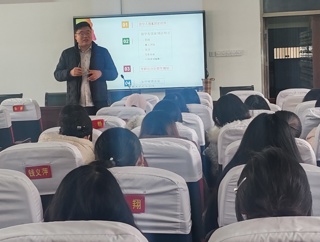 公司举办2026届毕业生就业多元化系列宣讲会